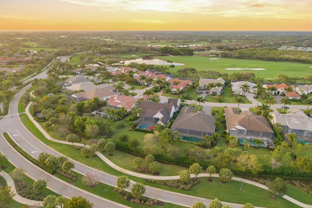 3244 Tavolara Lane Naples FL 34114