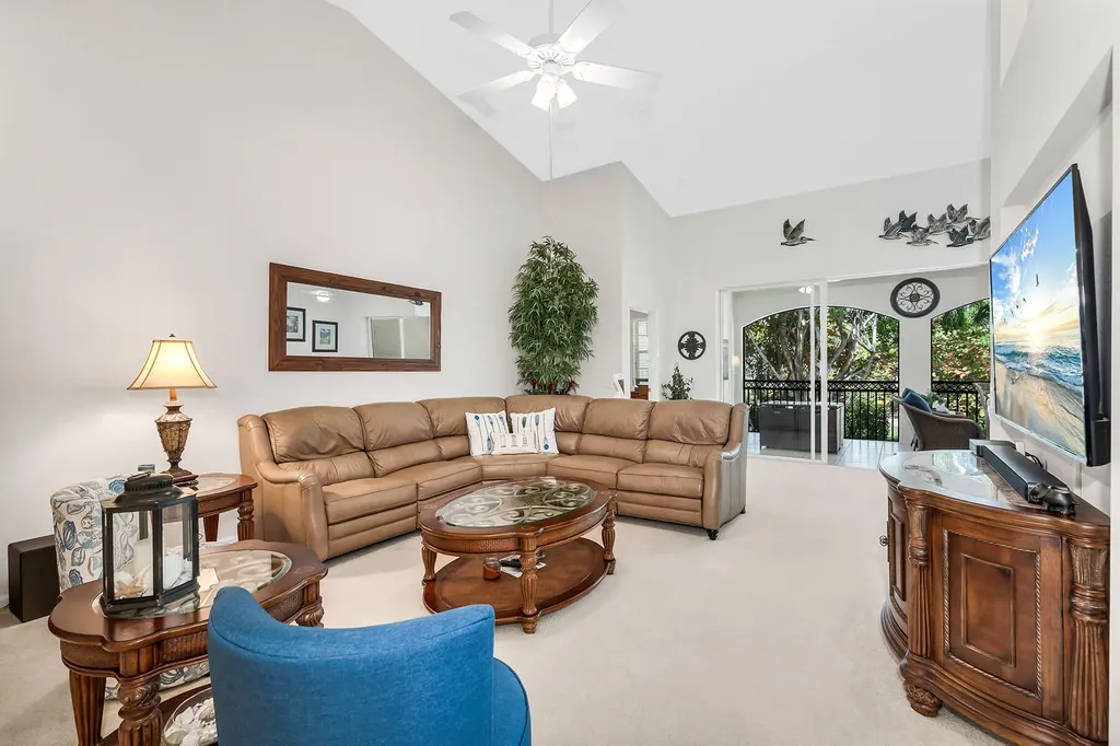 3945 Deer Crossing Court Naples FL 34114