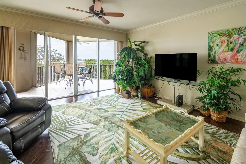 269 Vintage Bay Drive Marco Island FL 34145