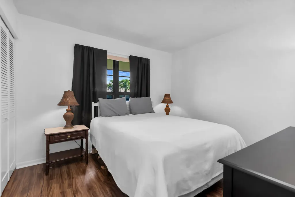 225 S Collier Marco Island FL 34145