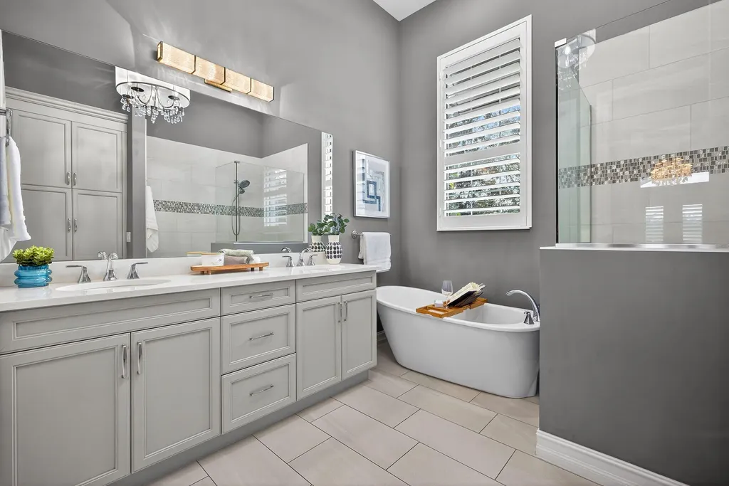 14792 Spinnaker Way Naples FL 34114