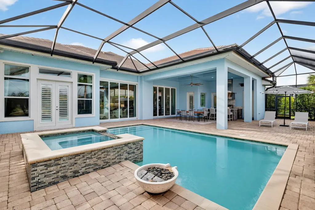 14792 Spinnaker Way Naples FL 34114