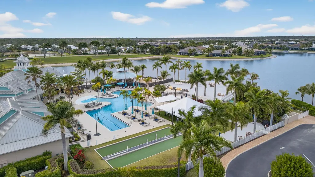 14792 Spinnaker Way Naples FL 34114