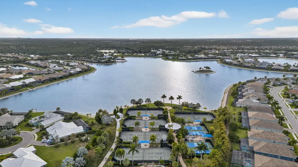 14792 Spinnaker Way Naples FL 34114