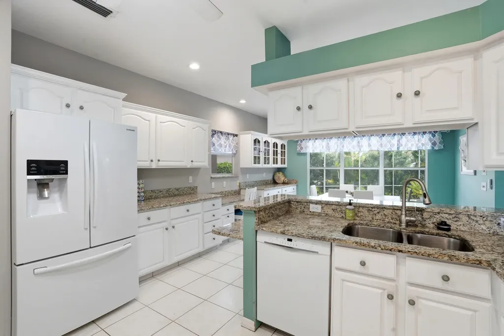 381 Worthington Street Marco Island FL 34145
