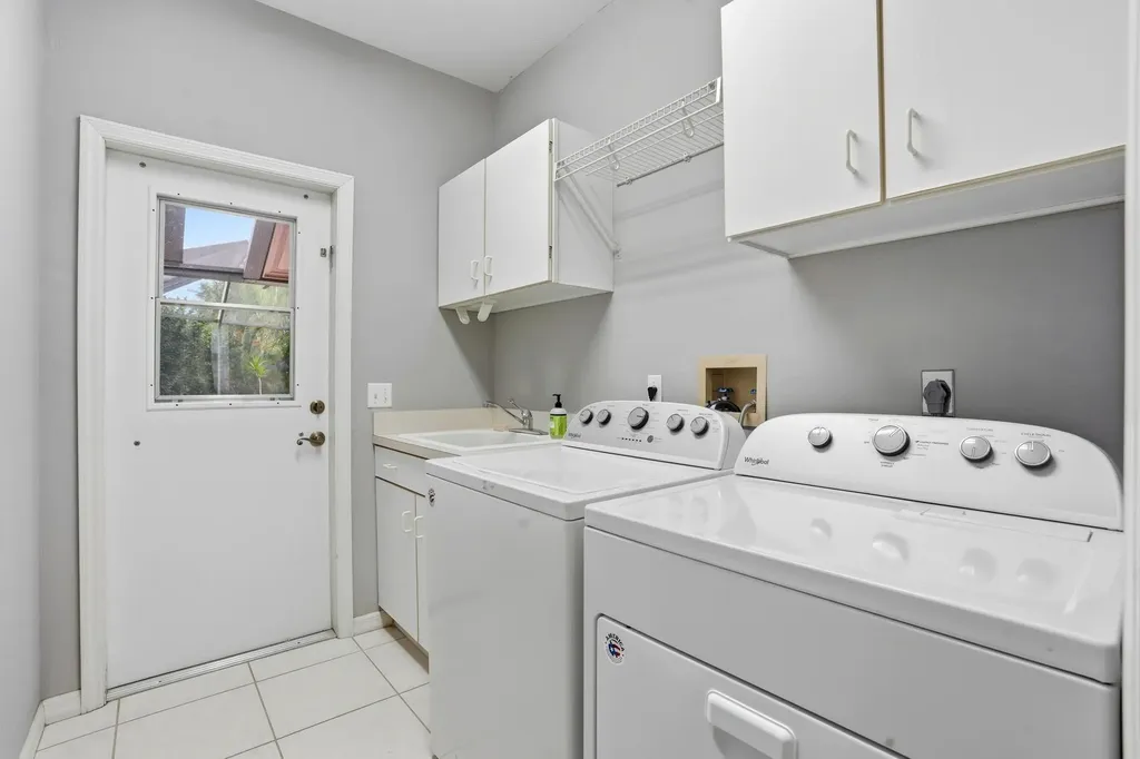 381 Worthington Street Marco Island FL 34145