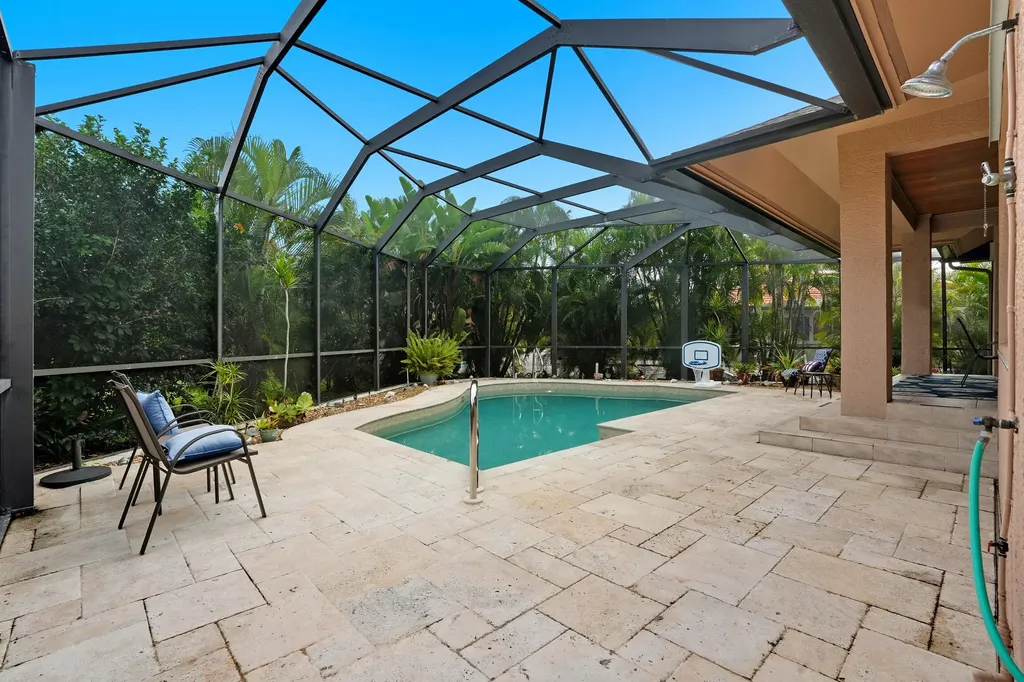 381 Worthington Street Marco Island FL 34145