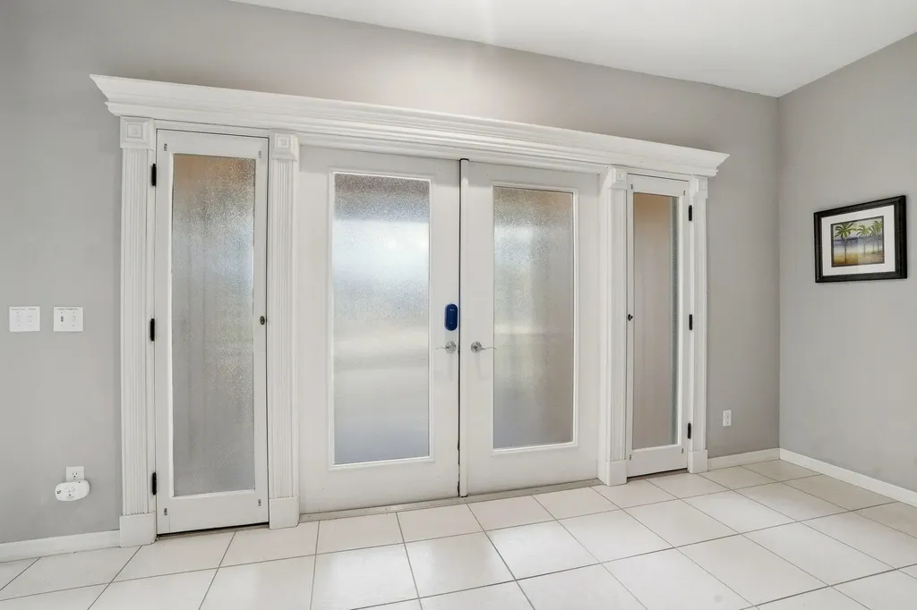 381 Worthington Street Marco Island FL 34145