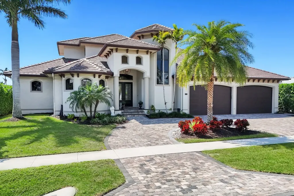 Marco Island FL, 450 Pepperwood Court