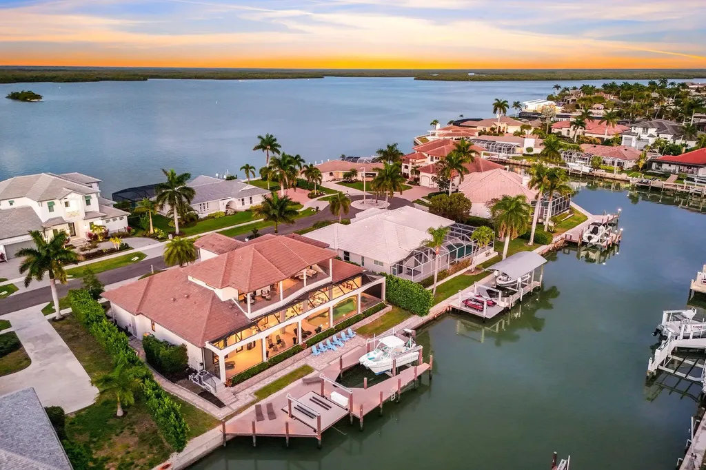 450 Pepperwood Court Marco Island FL 34145