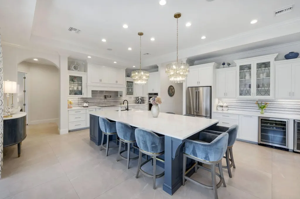 450 Pepperwood Court Marco Island FL 34145