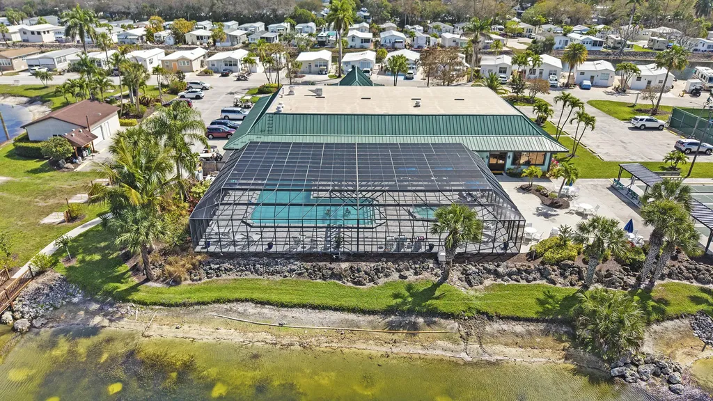 186 Panther Pass Circle Naples FL 34114