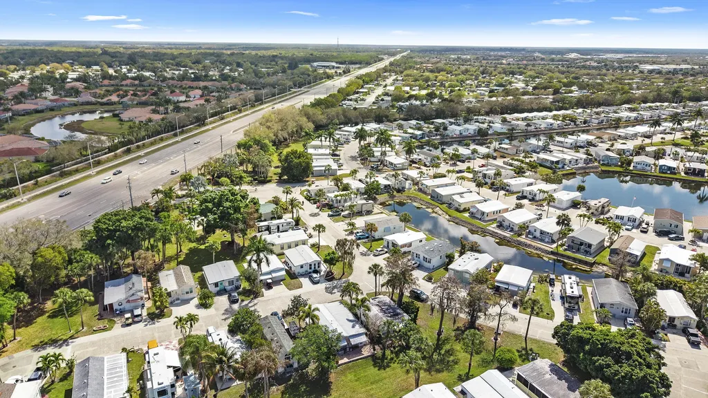 186 Panther Pass Circle Naples FL 34114