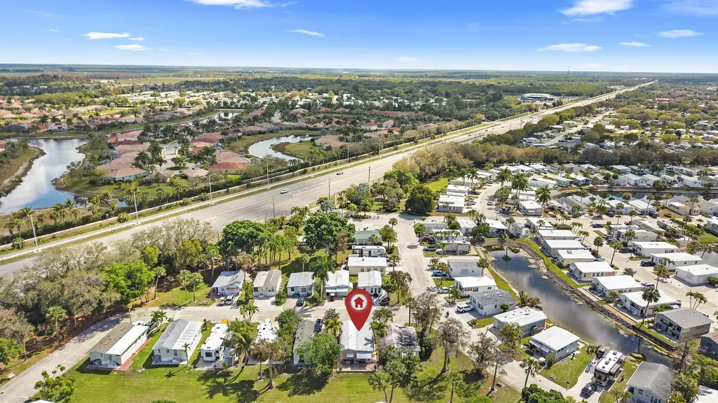 186 Panther Pass Circle Naples FL 34114