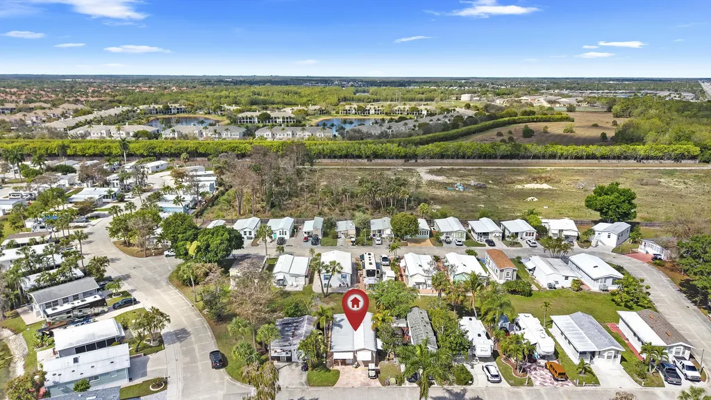 186 Panther Pass Circle Naples FL 34114