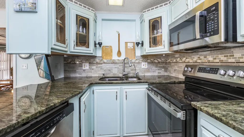 186 Panther Pass Circle Naples FL 34114