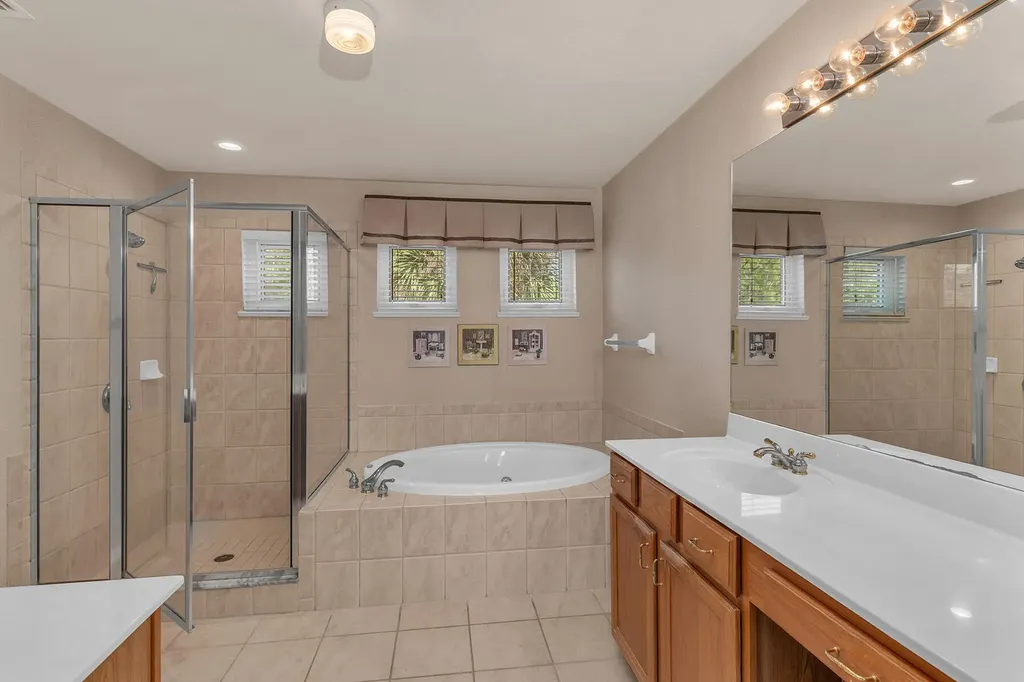 7859 Berkshire Pines Drive Naples FL 34104