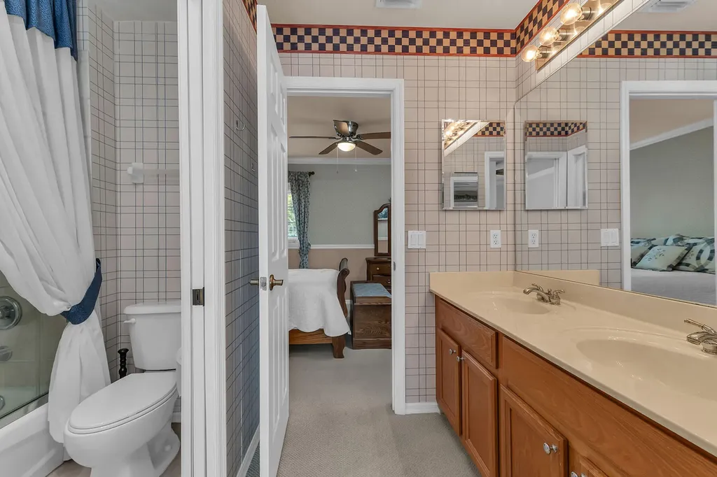 7859 Berkshire Pines Drive Naples FL 34104