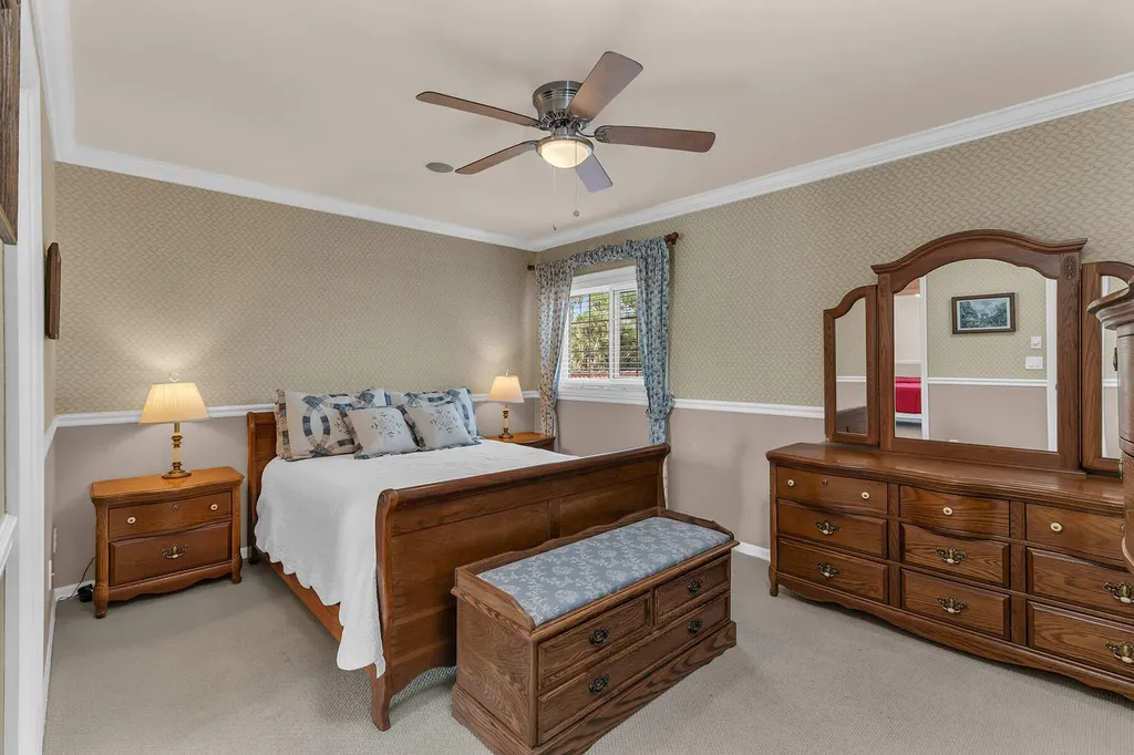 7859 Berkshire Pines Drive Naples FL 34104