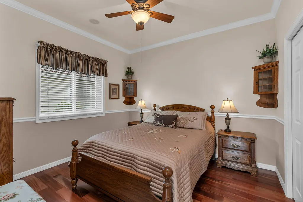 7859 Berkshire Pines Drive Naples FL 34104