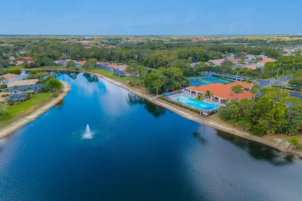 7859 Berkshire Pines Drive Naples FL 34104