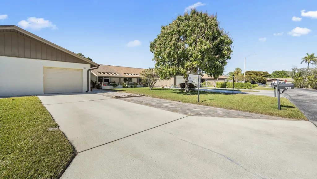 219 Charity Court Naples FL 34112