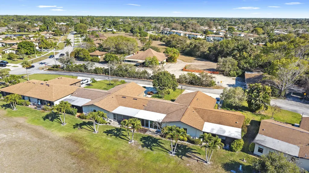 219 Charity Court Naples FL 34112