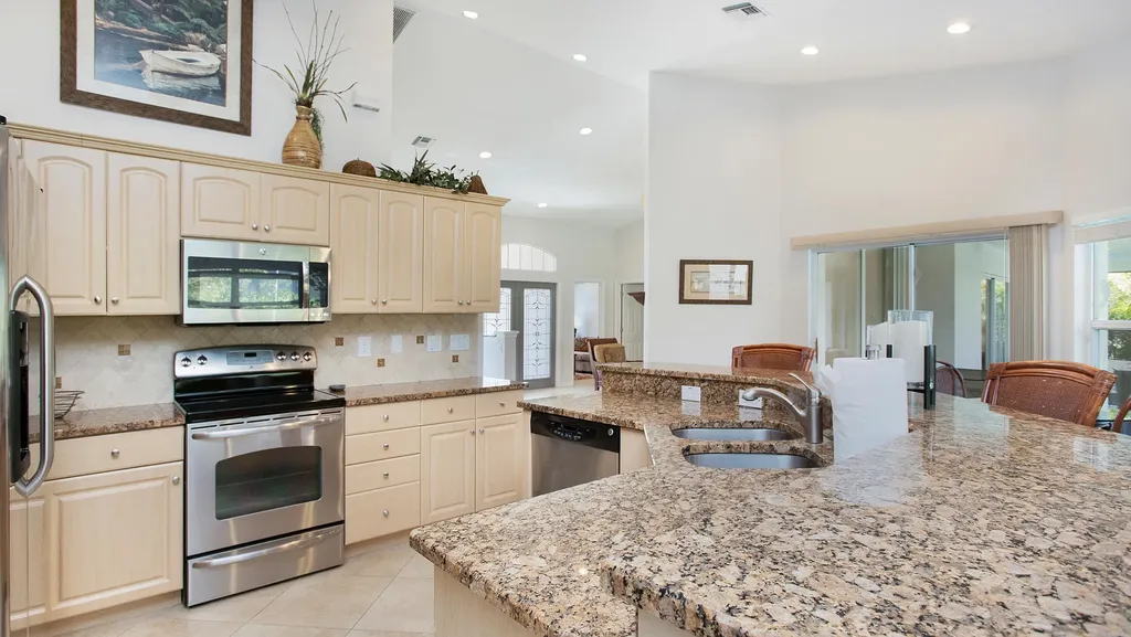 330 Colonial Avenue Marco Island FL 34145