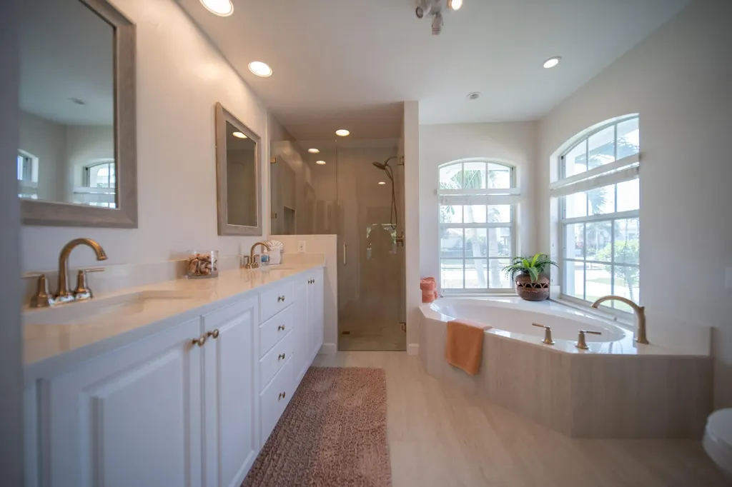 330 Colonial Avenue Marco Island FL 34145