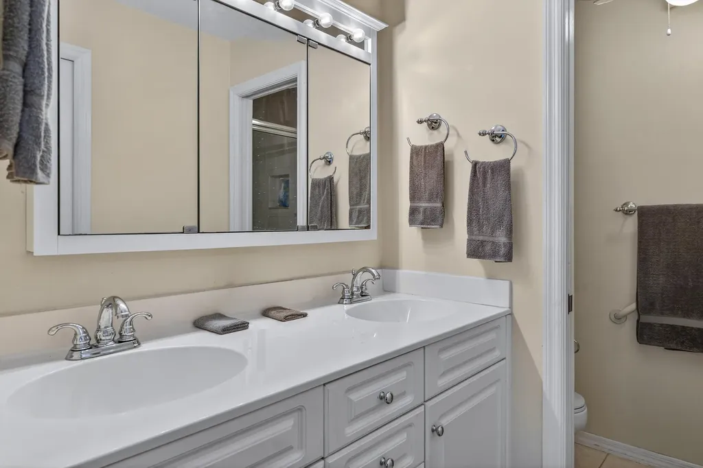 441 Saint Andrews Naples FL 34113