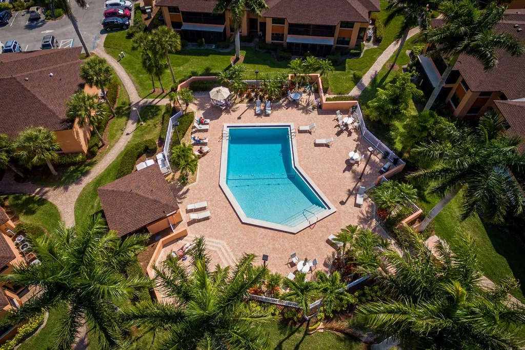 1514 Mainsail Drive Naples FL 34114