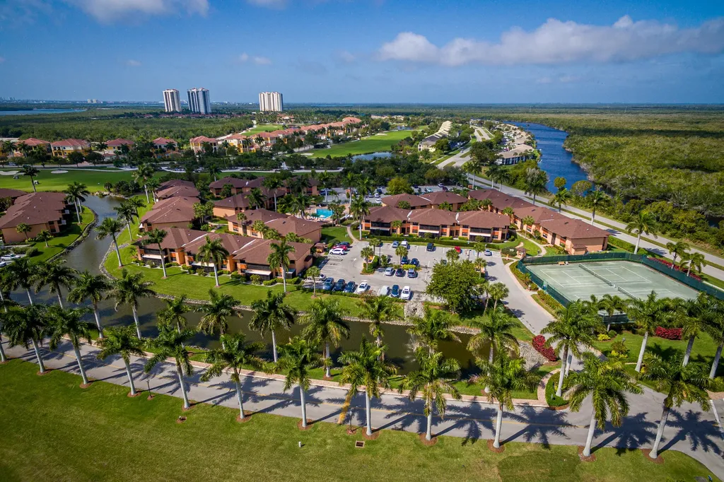 1514 Mainsail Drive Naples FL 34114