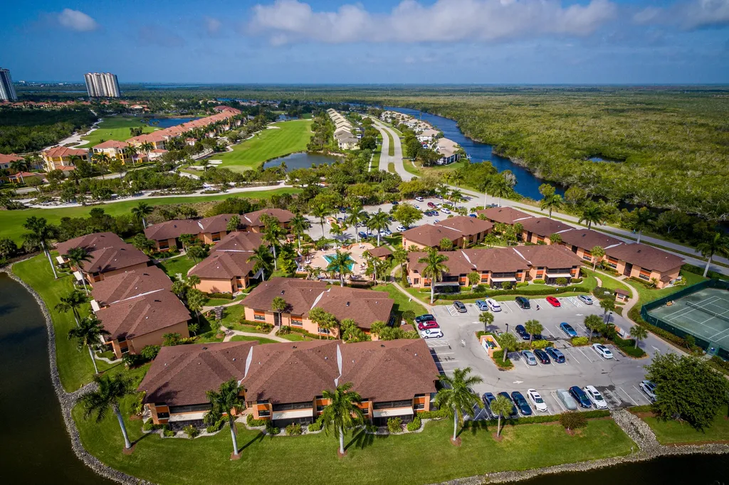 1514 Mainsail Drive Naples FL 34114