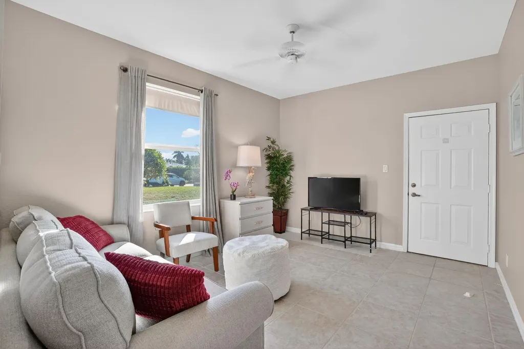 550 Club Marco Circle Marco Island FL 34145