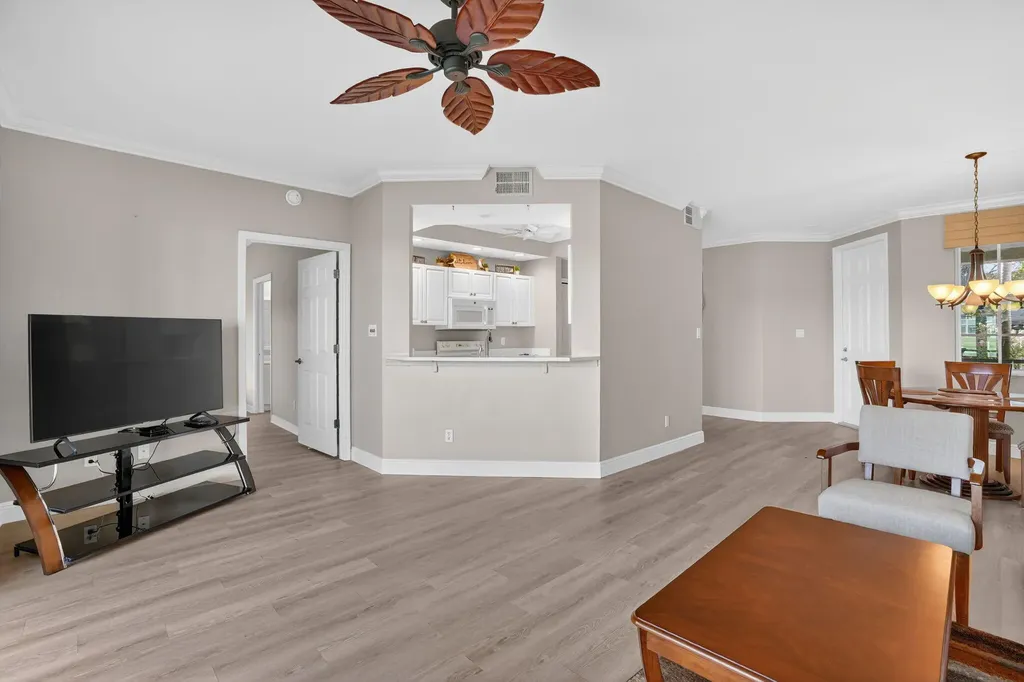 550 Club Marco Circle Marco Island FL 34145