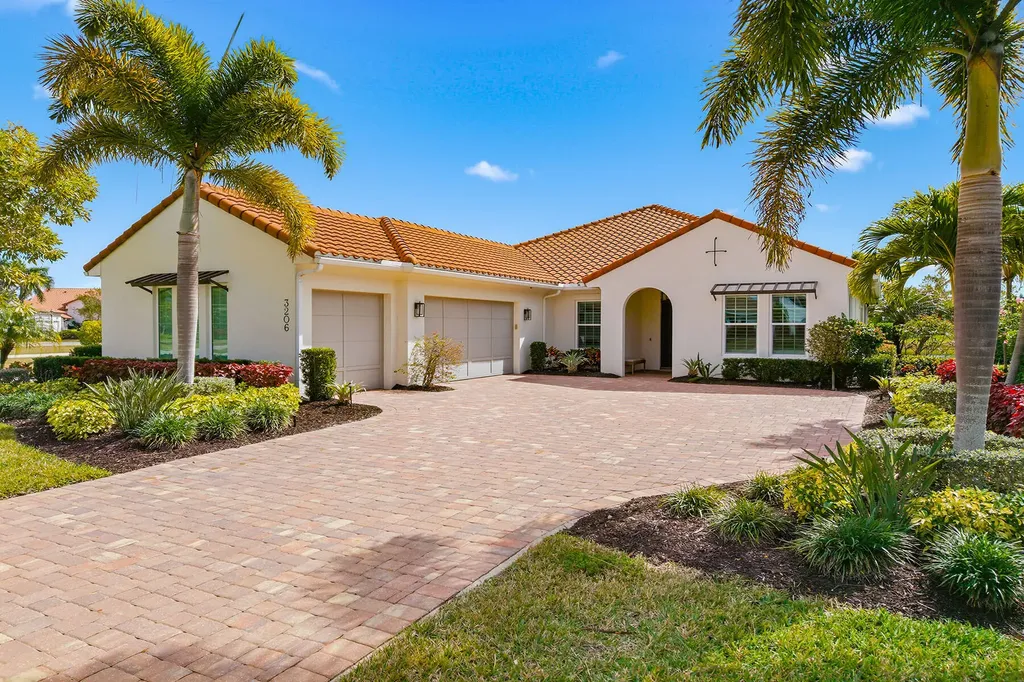 3206 Cotuit Lane Naples FL 34114
