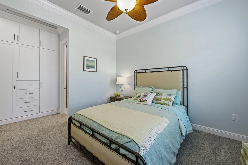 3206 Cotuit Lane Naples FL 34114