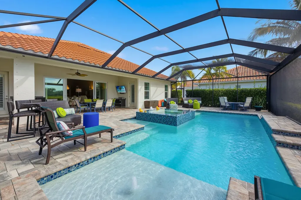 3206 Cotuit Lane Naples FL 34114