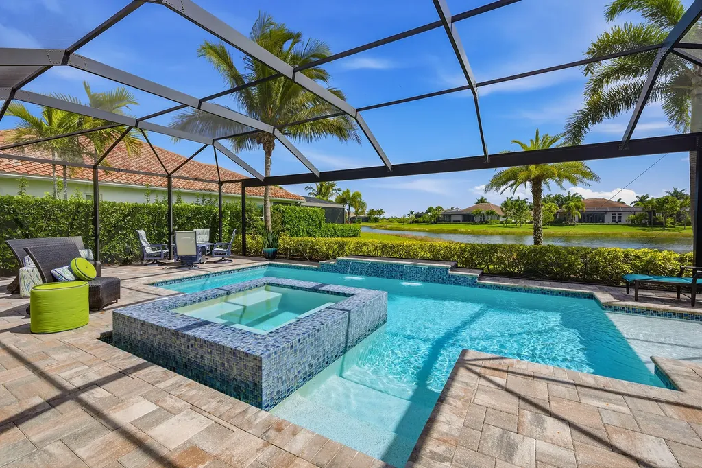 3206 Cotuit Lane Naples FL 34114