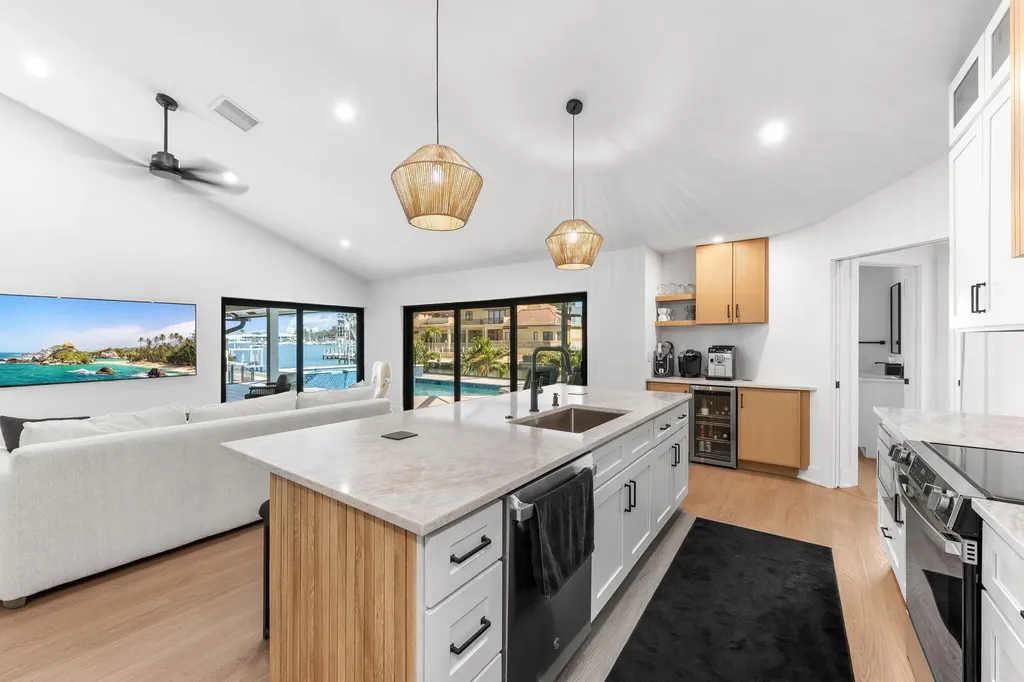 625 Dorando Court Marco Island FL 34145