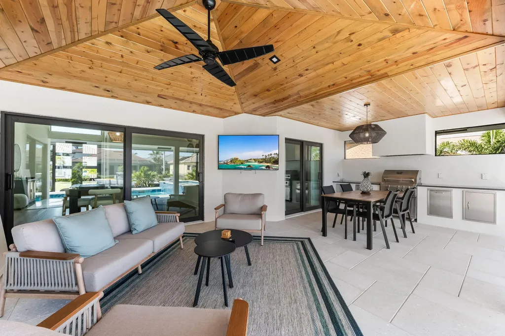 625 Dorando Court Marco Island FL 34145