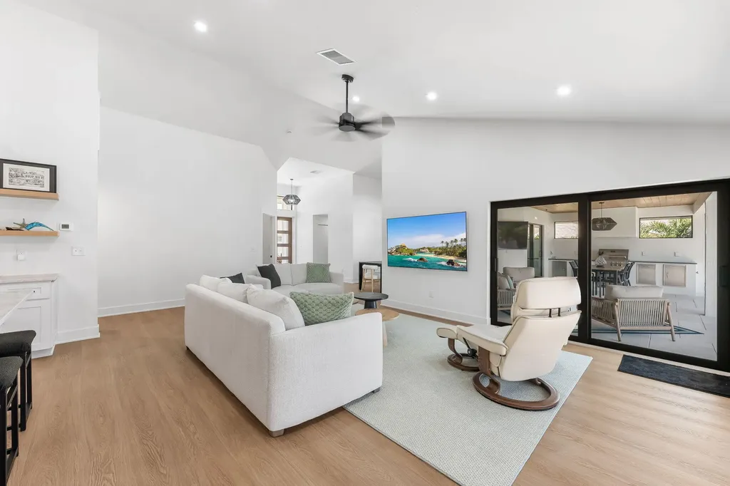 625 Dorando Court Marco Island FL 34145