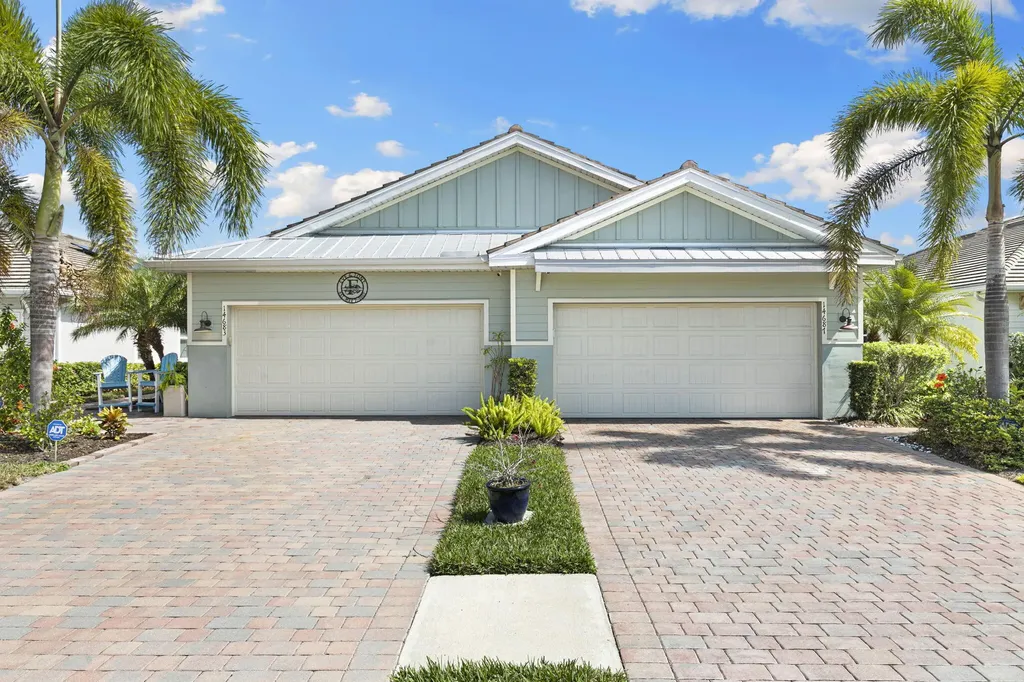 14683 Edgewater Circle Naples FL 34114
