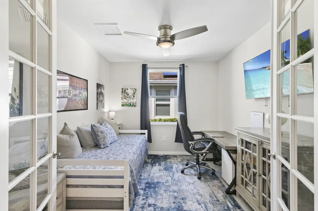 14683 Edgewater Circle Naples FL 34114