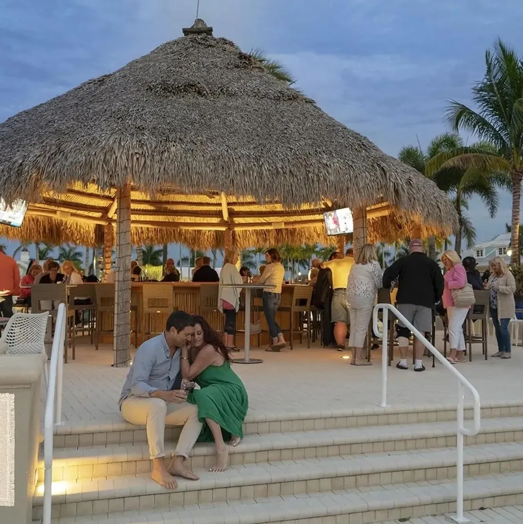 14683 Edgewater Circle Naples FL 34114