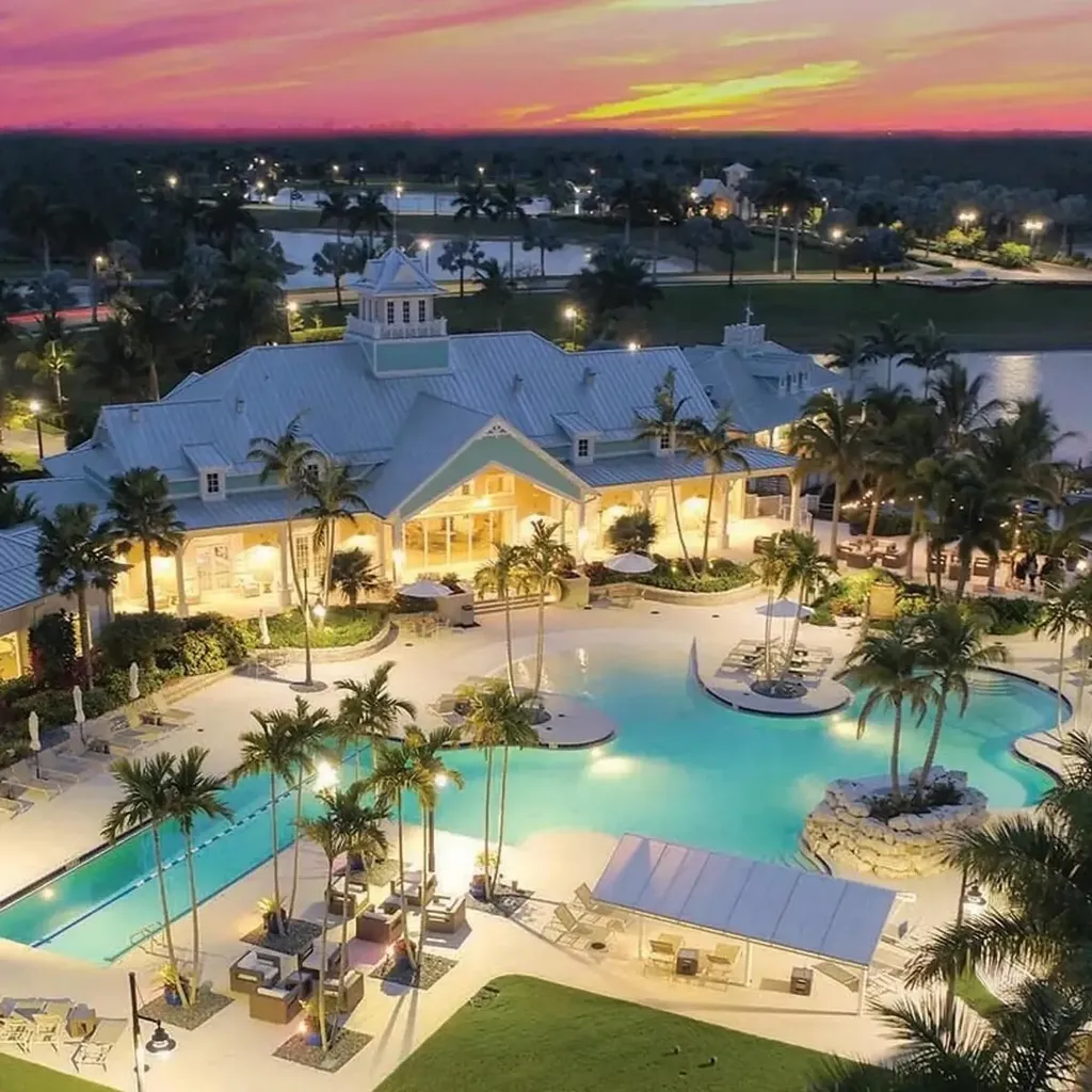 14683 Edgewater Circle Naples FL 34114