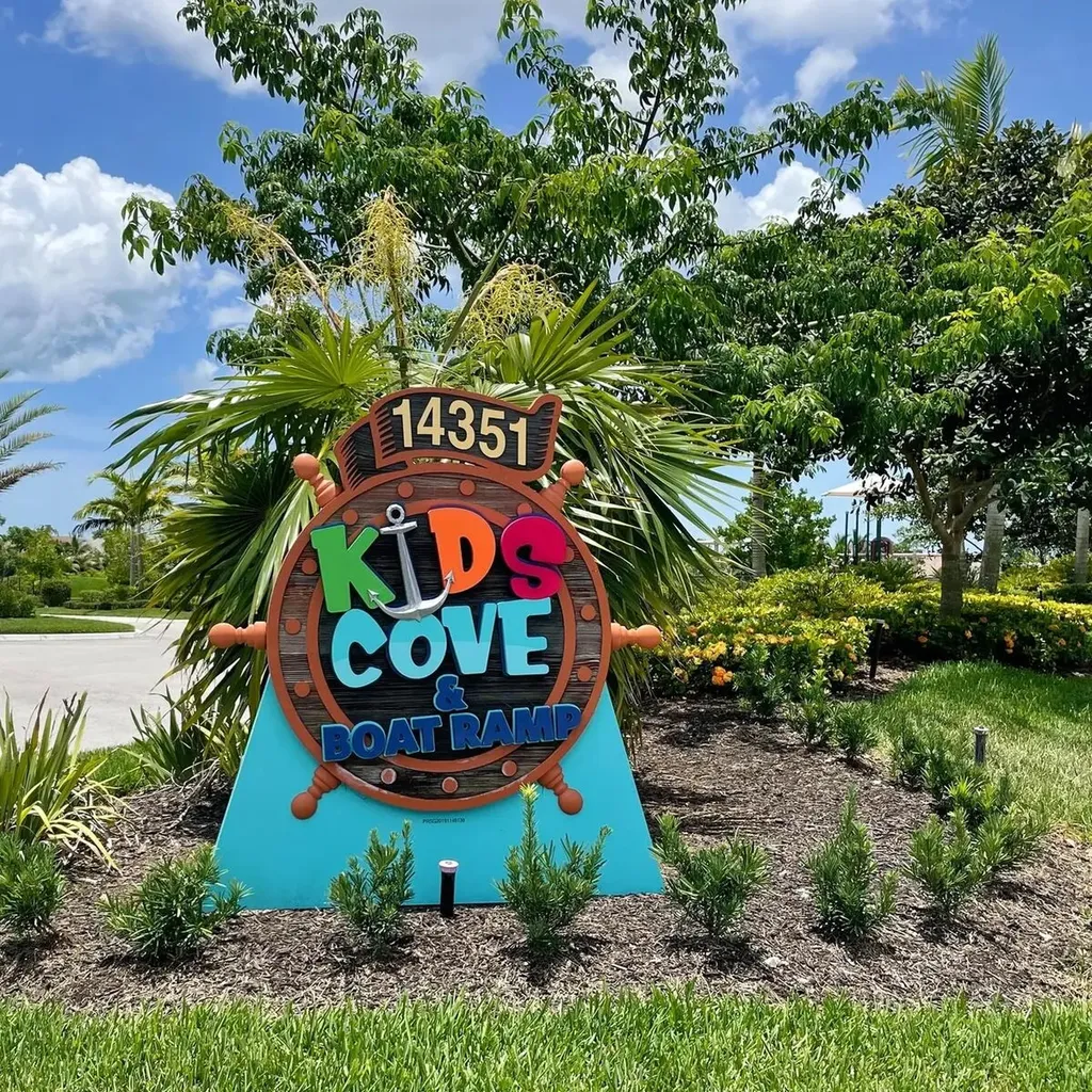 14683 Edgewater Circle Naples FL 34114