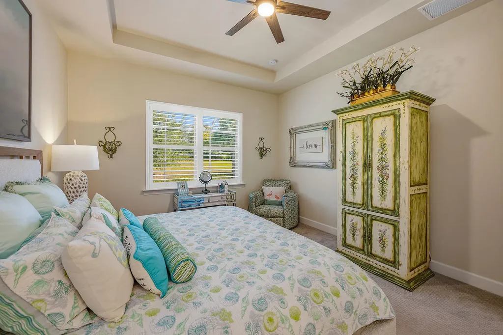 2730 Aviamar Circle Naples FL 34114