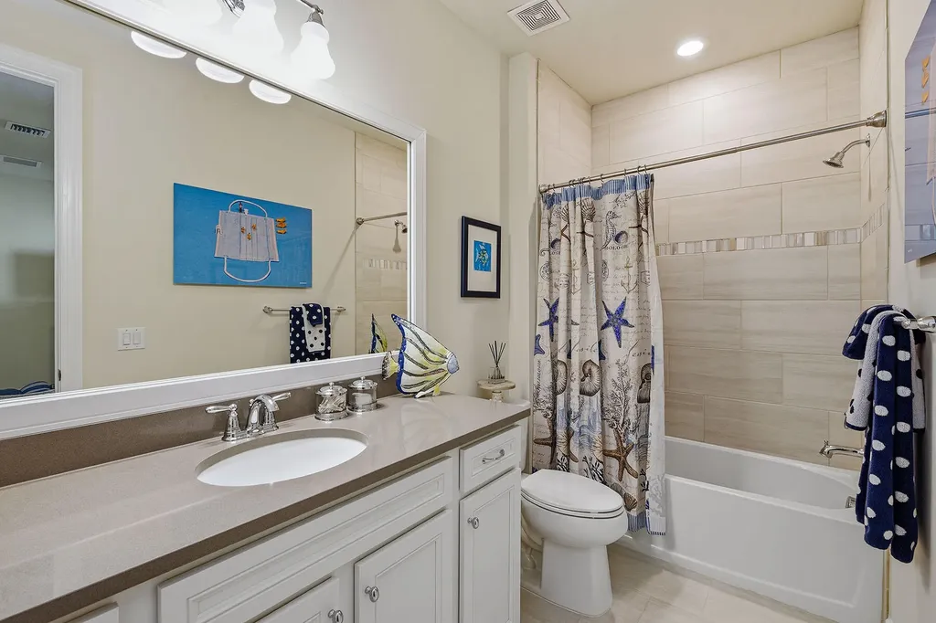 2730 Aviamar Circle Naples FL 34114