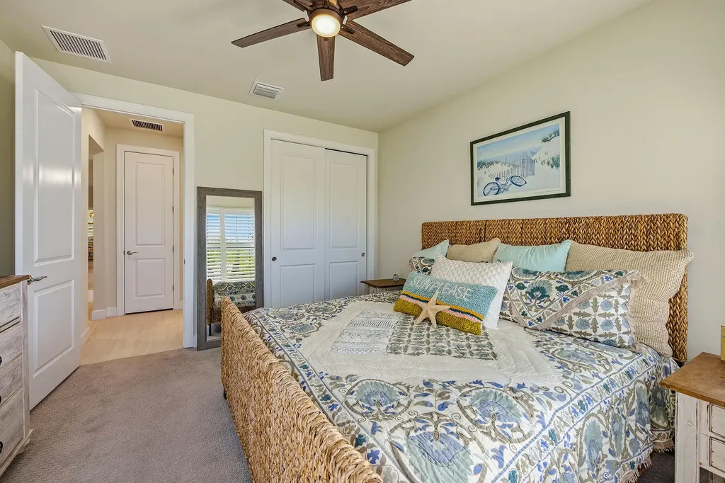 2730 Aviamar Circle Naples FL 34114